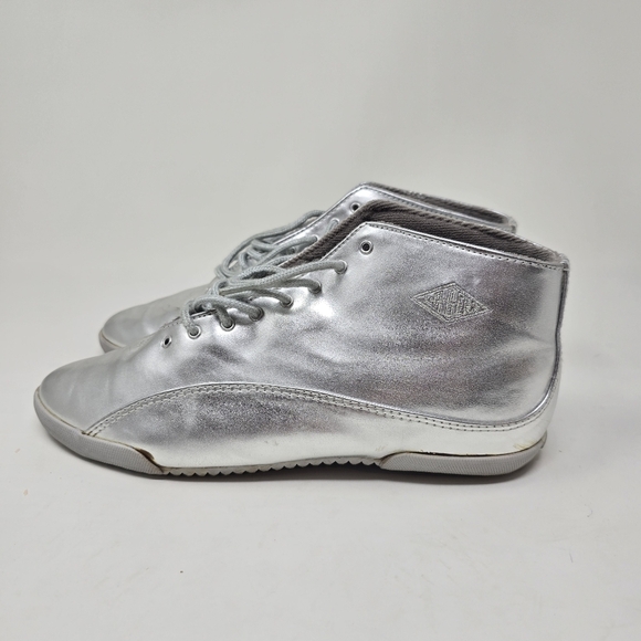 Vintage 1993 Silver Metallic LA Gear Sneakers 7 - Picture 6 of 11